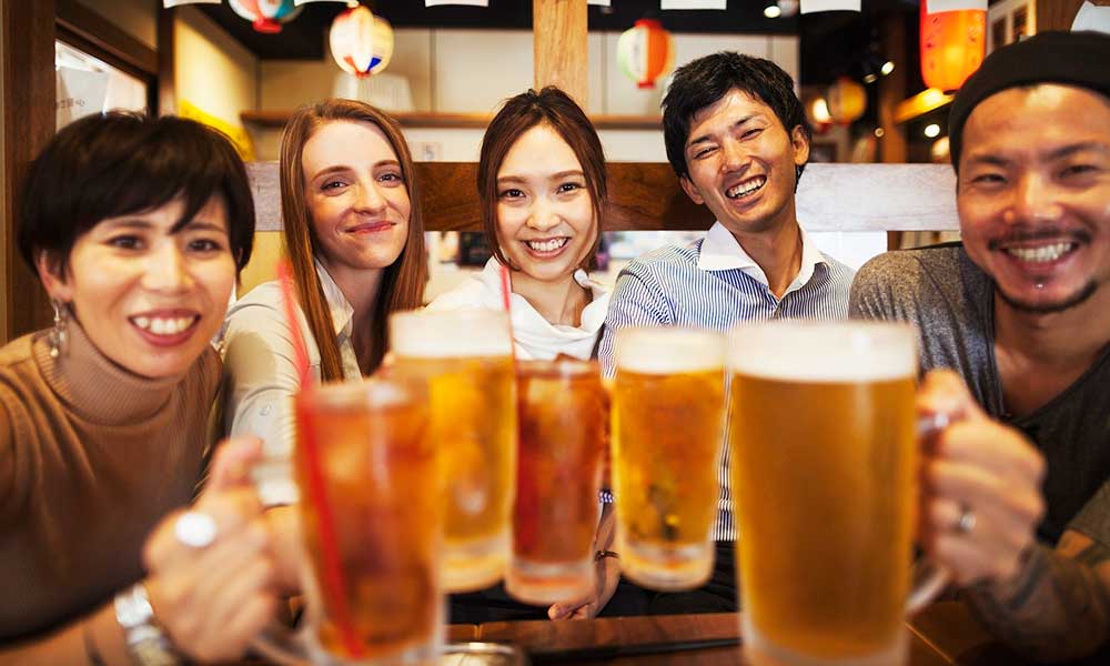 Tradisi Minum Bir di Jepang Selepas Ngantor Ternyata Ada Manfaat