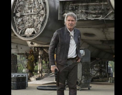 Harrison Ford melelangkan jaket kulit yang digunakan dalam Star Wars: The Force Awakens