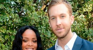 Calvin Harris kembali menggandeng Rihanna untuk single terbarunya, "This Is What You Come For" | Pitchfork