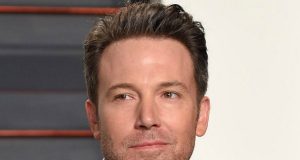 Ben Affleck akan menjadi produser eksekutif sekaligus pemain dalam Justice League : Part One | usmagazine.com