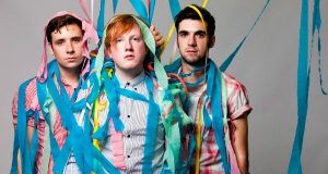 Radio Anak Muda_two door cinema club