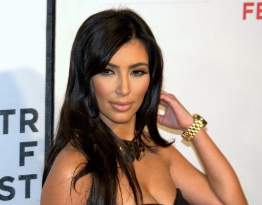 Kim Kardashian meniru Naomi Campbell