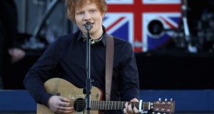 Ed Sheeran Beri Hadiah Mini Konser Ke Pemain Timnas Inggris Usai Lolos 16 Besar Euro 2020