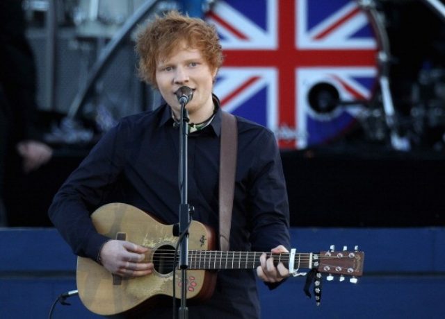 Ed Sheeran Beri Hadiah Mini Konser Ke Pemain Timnas Inggris Usai Lolos 16 Besar Euro 2020