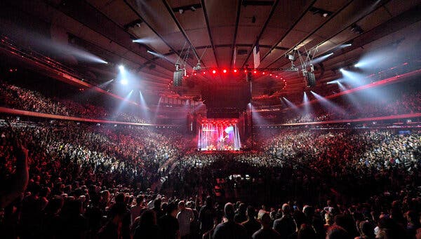 Konser Foo Fighters Di Madison Square Garden Dipenuhi 100 Persen Penonton