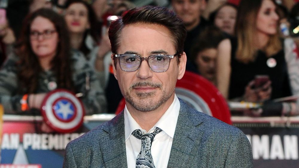 Robert Downey Jr Unfollow Pemain Marvel Avengers Di Instagram