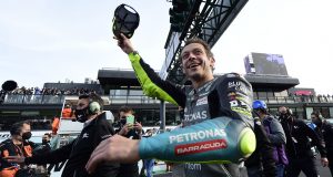 Perpisahan Valentino Rossi Di Sirkuit Misano Italia Penuh Haru!