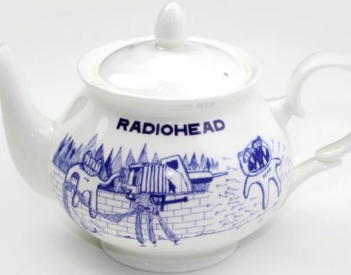 Radiohead Jualan Teko, Cangkir Teh dan Piring!