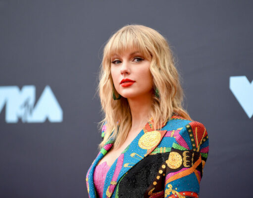 Universitas New York Membuka Mata Kuliah Tentang Taylor Swift
