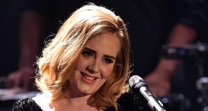 Adele Pastikan Tampil di BRIT Awards 2022