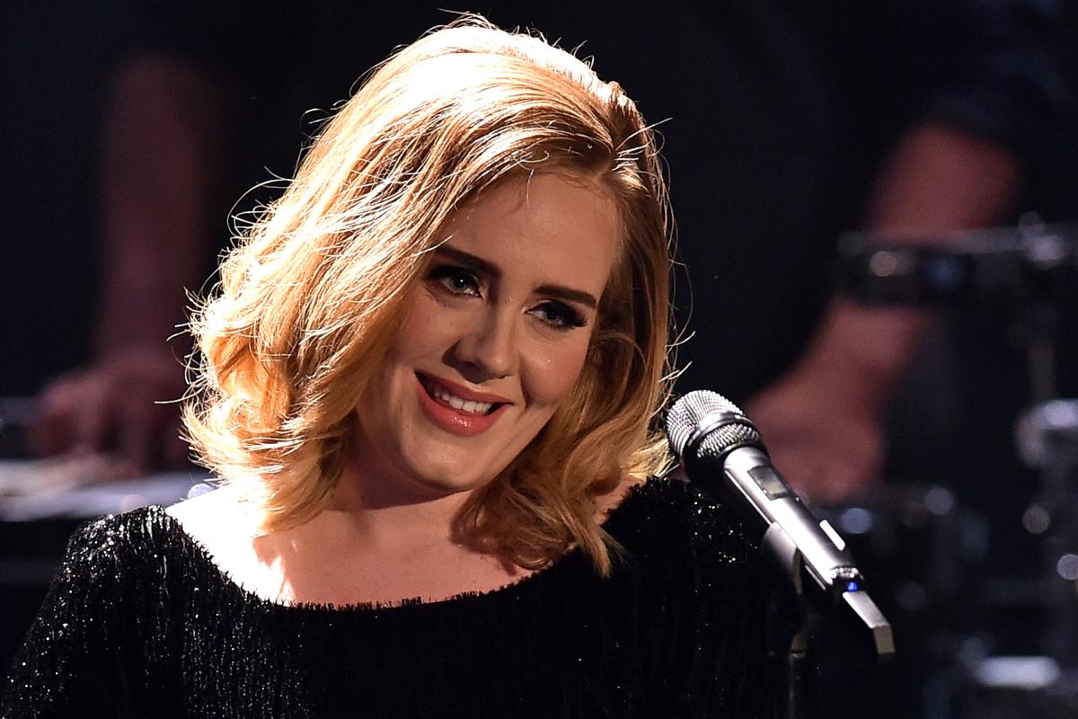 Adele Pastikan Tampil di BRIT Awards 2022