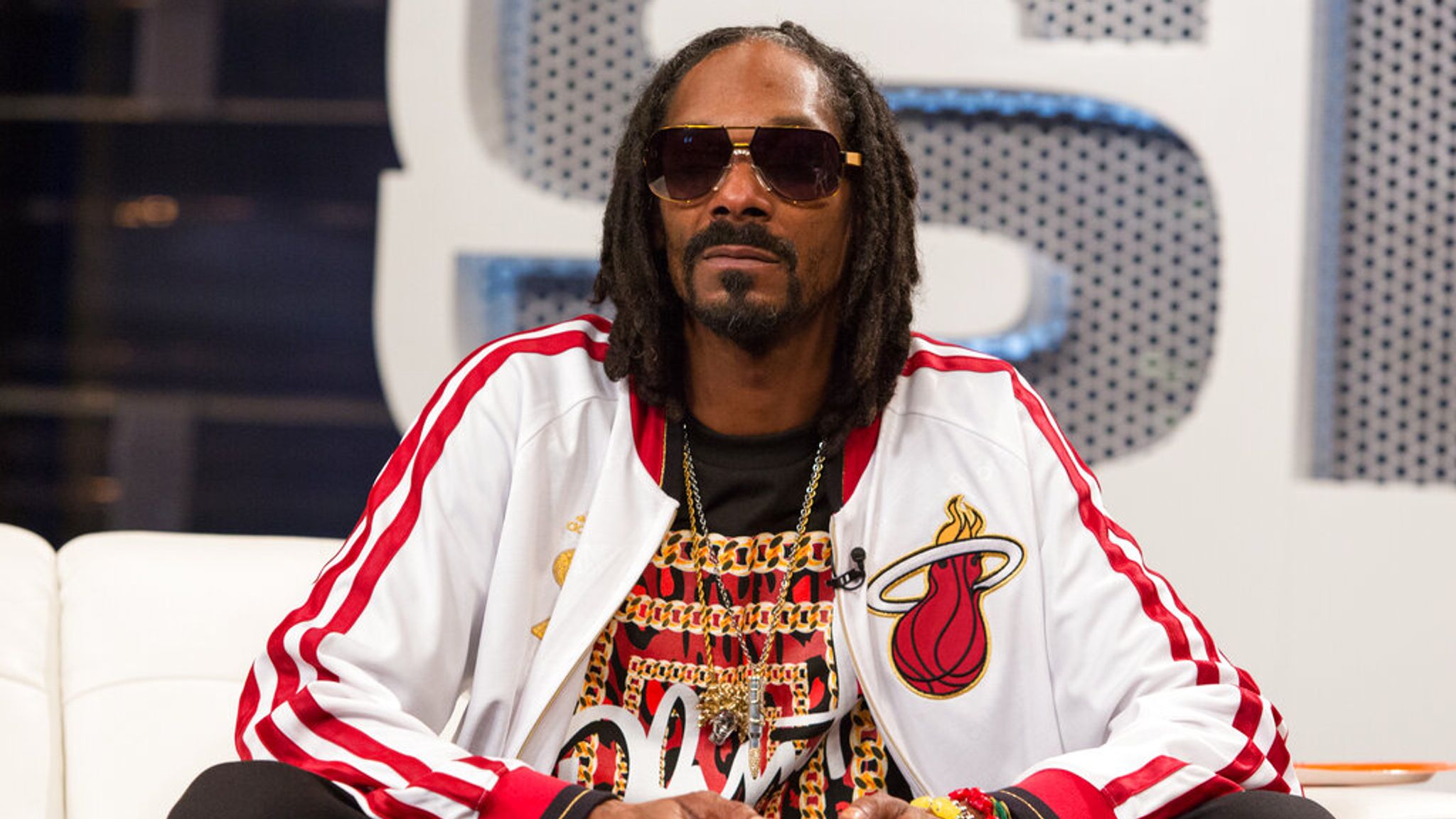 Snoop Dogg Resmi Konfirmasi Kolaborasi Bareng BTS