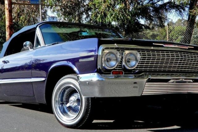 Melihat Chevrolet Impala 1963 Peninggalan Kobe Bryant yang Terjual Rp3,3 Miliar