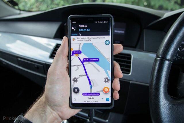 Penunjuk Jalan Terbaik, Google Maps atau Waze?