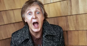 Ternyata Paul McCartney Nyaris Ditabrak Saat Foto Album Abbey Road