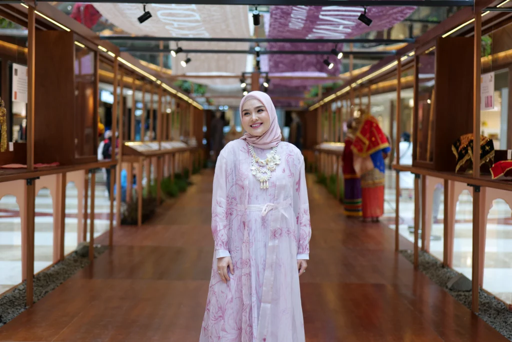 Ria Miranda Bawa Spirit of Minang Dalam “Minang Dekade Legacy Onward”