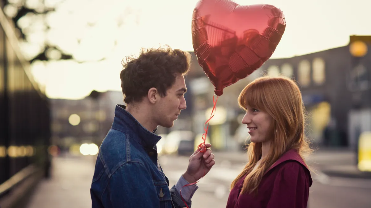 Jauh dari Kata Romantis, Ini Kisah Tragis Dibalik Hari Valentine