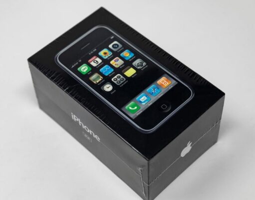 Masih Terbungkus Rapih, iPhone Generasi Pertama Terjual Rp950 Juta