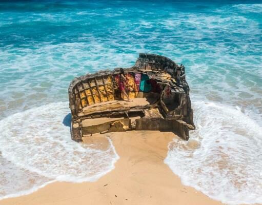 Melihat 3 Sisi Eksotis Pantai Nunggalan Bali