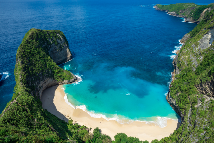 50 Pantai Terbaik Dunia 2023, Ada 2 Pantai dari Indonesia