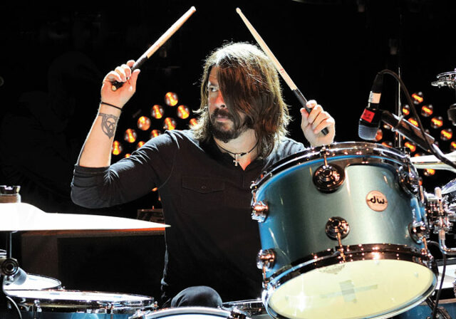 Dave Grohl Isi Rekaman Drum di Album Baru Foo Fighters 