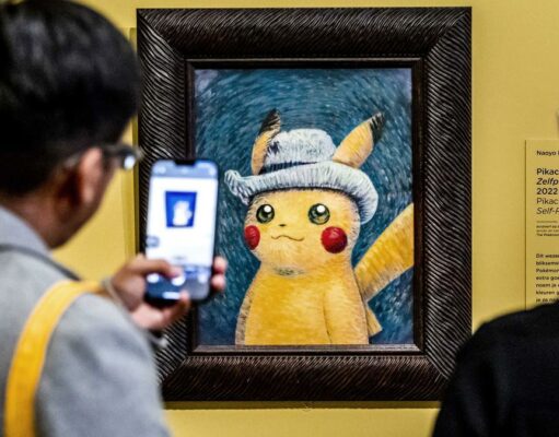 Museum Van Gogh x Pokemon, Kartu Pikachu Laku Keras!